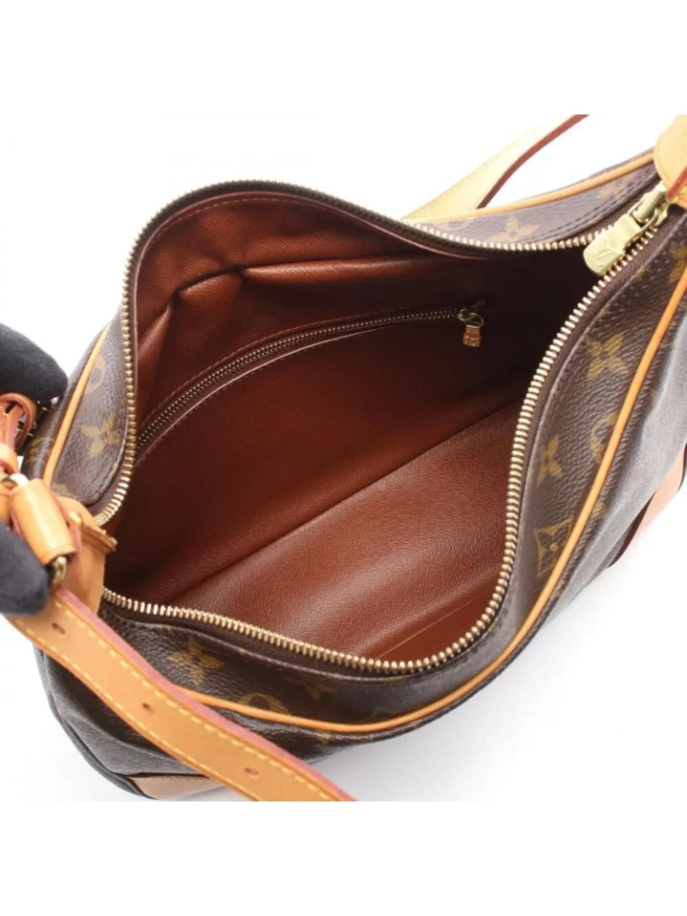 Louis Vuitton Shoulder Bag Boulogne PM Monogram Canvas Leather 30
